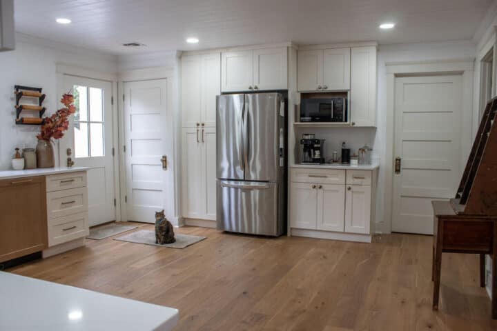 01013-country-kitchen-addition-the-honeycomb-home-720x480-1 01013-country-kitchen-addition-the-honeycomb-home