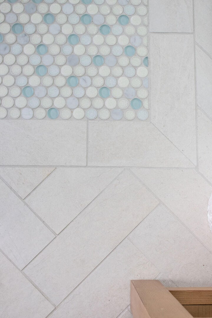 bathroom-pattern-floor-tile-ideas-coastal-720x1080-1 bathroom-pattern-floor-tile-ideas-coastal