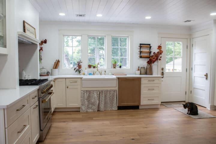 kitchen-renovation-after-picture-the-honeycomb-home-720x480-1 kitchen-renovation-after-picture-the-honeycomb-home