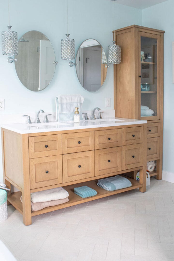 modern-coastal-master-bathroom-design-720x1080-1 modern-coastal-master-bathroom-design