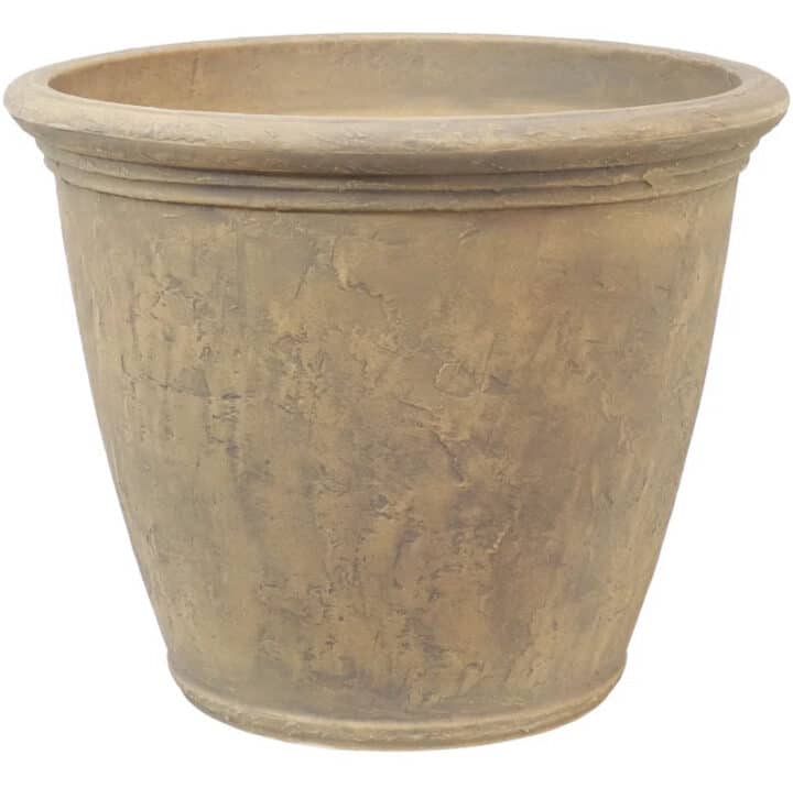 outdoor-clay-pots
