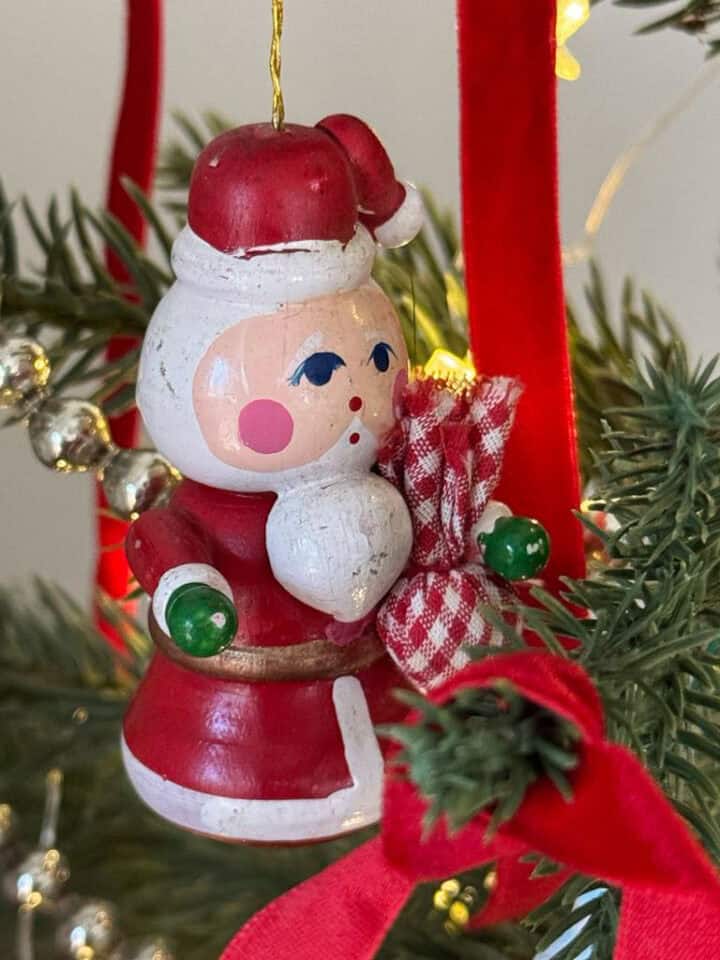 vintage-wooden-Santa-ornament