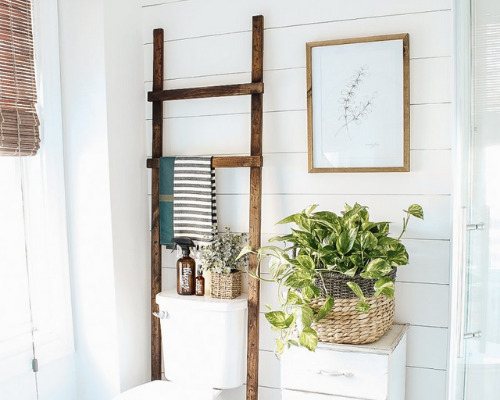 12 Bathroom Organization Ideas- What home couldn't use more storage in the bathroom? Check out these 12 creative bathroom storage solutions for some organizing ideas! | #organizingTips #homeOrganization #bathroomOrganization #bathroomStorage #ACultivatedNest 12 Bathroom Organization Ideas- What home couldn't use more storage in the bathroom? Check out these 12 creative bathroom storage solutions for some organizing ideas! | #organizingTips #homeOrganization #bathroomOrganization #bathroomStorage #ACultivatedNest