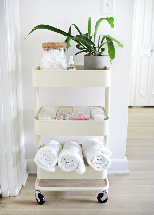 12 Bathroom Storage Solutions- What home couldn't use more storage in the bathroom? Check out these 12 creative bathroom storage solutions for some organizing ideas! | #organizingTips #homeOrganization #bathroomOrganization #bathroomStorage #ACultivatedNest 12 Bathroom Storage Solutions- What home couldn't use more storage in the bathroom? Check out these 12 creative bathroom storage solutions for some organizing ideas! | #organizingTips #homeOrganization #bathroomOrganization #bathroomStorage #ACultivatedNest